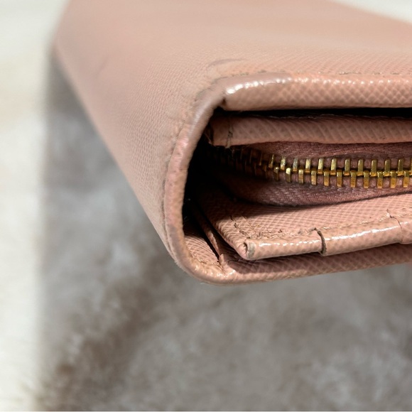 Prada Light Pink Long Wallet - Picture 11 of 16